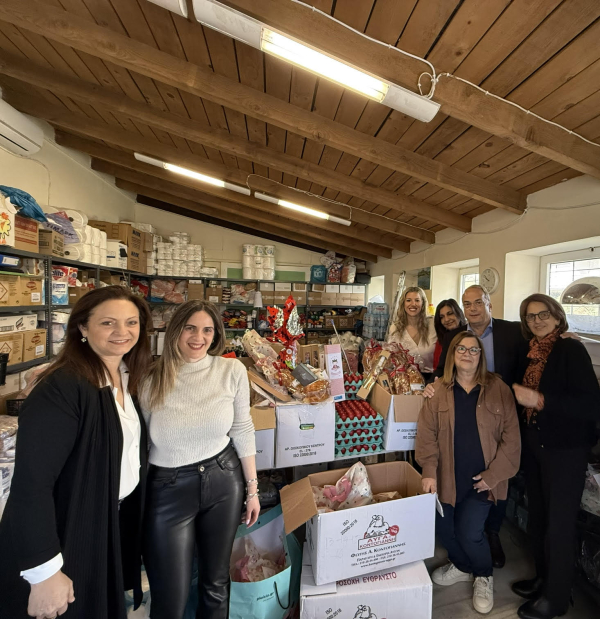 &Pi;&alpha;&sigma;&chi;&alpha;&lambda;&iota;&nu;ή &Sigma;&tau;ή&rho;&iota;&xi;&eta; &Epsilon;&upsilon;ά&lambda;&omega;&tau;&omega;&nu; &Omicron;&iota;&kappa;&omicron;&gamma;&epsilon;&nu;&epsilon;&iota;ώ&nu; &ndash; &Delta;&omega;&rho;&epsilon;ά &amp; &Delta;&iota;&alpha;&nu;&omicron;&mu;ή &Tau;&rho;&omicron;&phi;ί&mu;&omega;&nu; &Pi;ά&sigma;&chi;&alpha; 2026