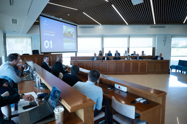 &Sigma;&tau;&epsilon;&lambda;έ&chi;&eta; &tau;&eta;&sigmaf; Deutsche Telekom &alpha;&nu;&alpha;&delta;&epsilon;&iota;&kappa;&nu;ύ&omicron;&upsilon;&nu; &tau;&omicron;&nu; &Delta;ή&mu;&omicron; &Beta;ά&rho;&eta;&sigmaf; &Beta;&omicron;ύ&lambda;&alpha;&sigmaf; &Beta;&omicron;&upsilon;&lambda;&iota;&alpha;&gamma;&mu;έ&nu;&eta;&sigmaf; &omega;&sigmaf; έ&nu;&alpha;&nu; &alpha;&pi;ό &tau;&omicron;&upsilon;&sigmaf; &pi;&lambda;έ&omicron;&nu; "tech ready" &Delta;ή&mu;&omicron;&upsilon;&sigmaf; &tau;&eta;&sigmaf; &Epsilon;&upsilon;&rho;ώ&pi;&eta;&sigmaf;